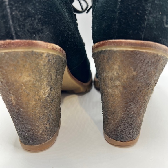 UGG Calynda High Heel Suede Booties - Picture 8 of 12